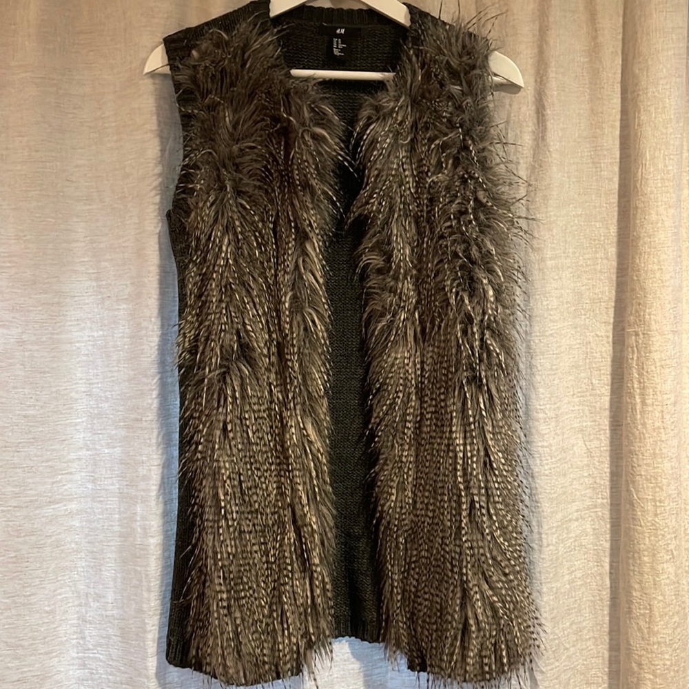 H&M feather and knit vest